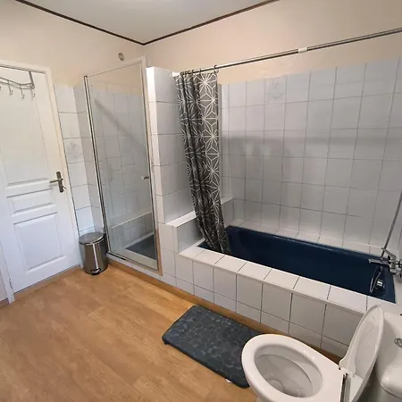 Cocon Familial Verdoyant - Famille Only - Fete Interdite Villa